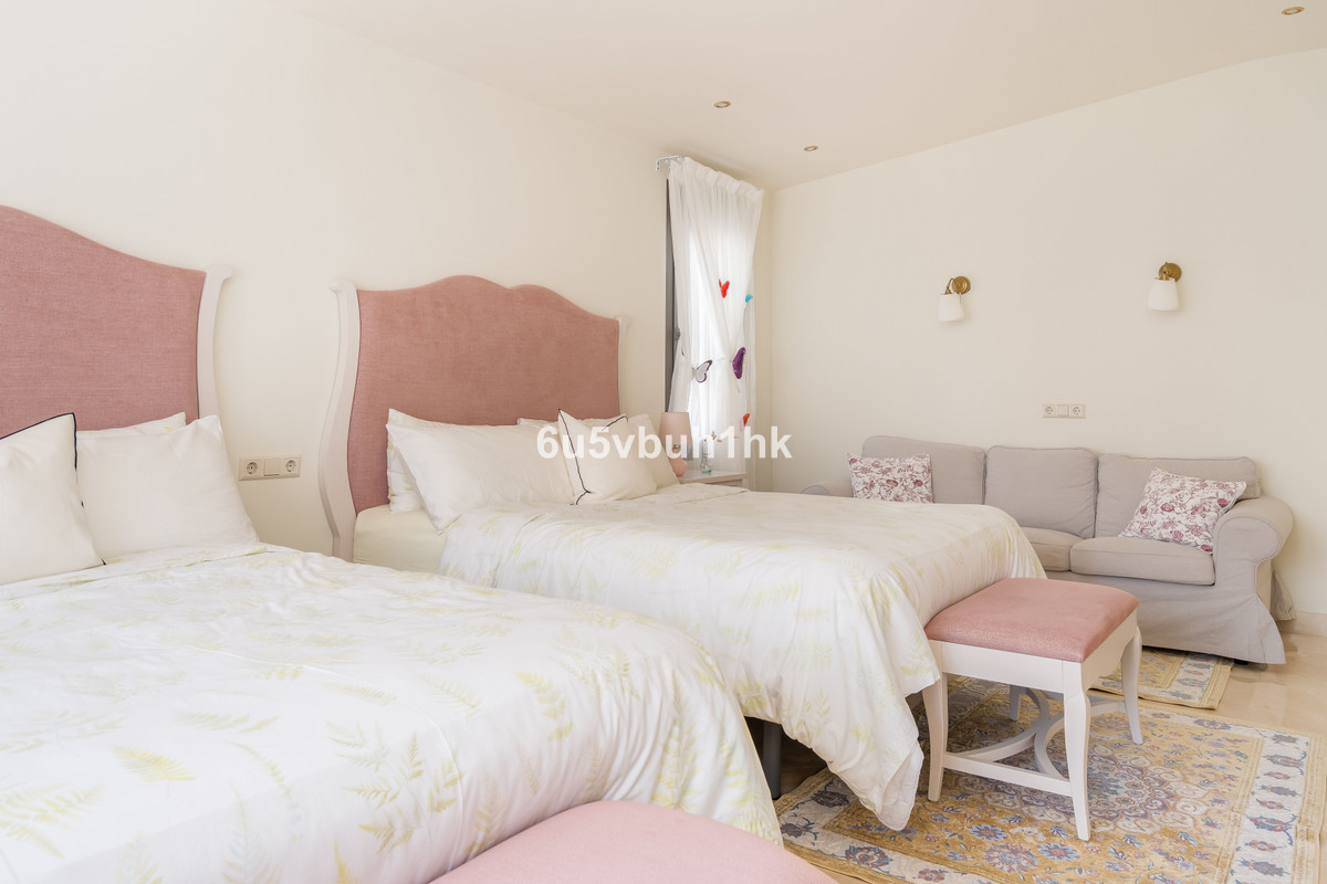 4 Bed Townhouse for sale in Torreblanca Costa Del Sol, Málaga, Spain