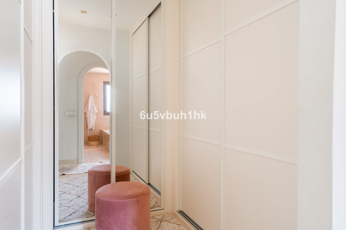 4 Bed Townhouse for sale in Torreblanca Costa Del Sol, Málaga, Spain