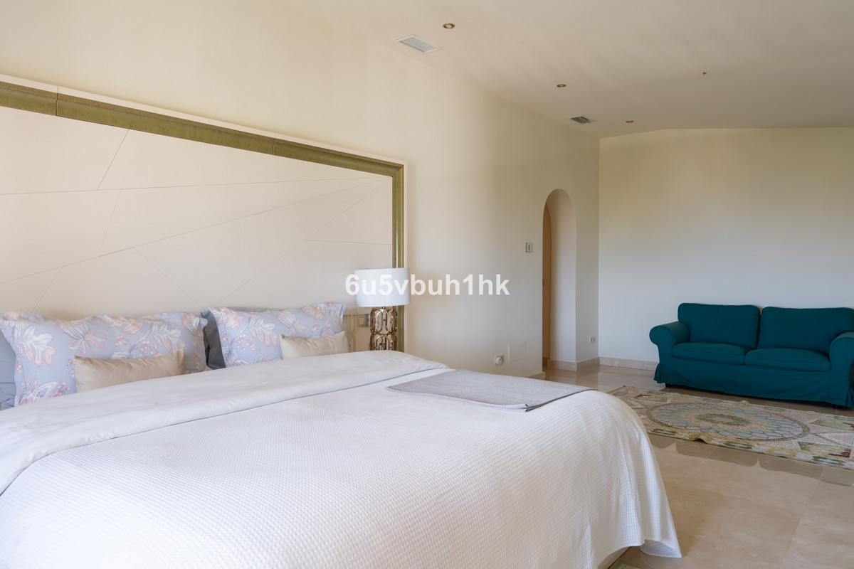 4 Bed Townhouse for sale in Torreblanca Costa Del Sol, Málaga, Spain