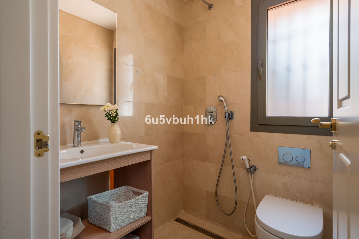 4 Bed Townhouse for sale in Torreblanca Costa Del Sol, Málaga, Spain