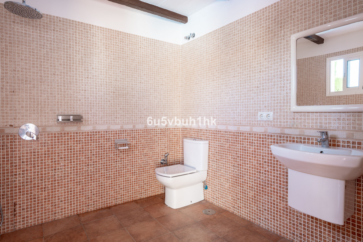 4 Bed Townhouse for sale in Torreblanca Costa Del Sol, Málaga, Spain