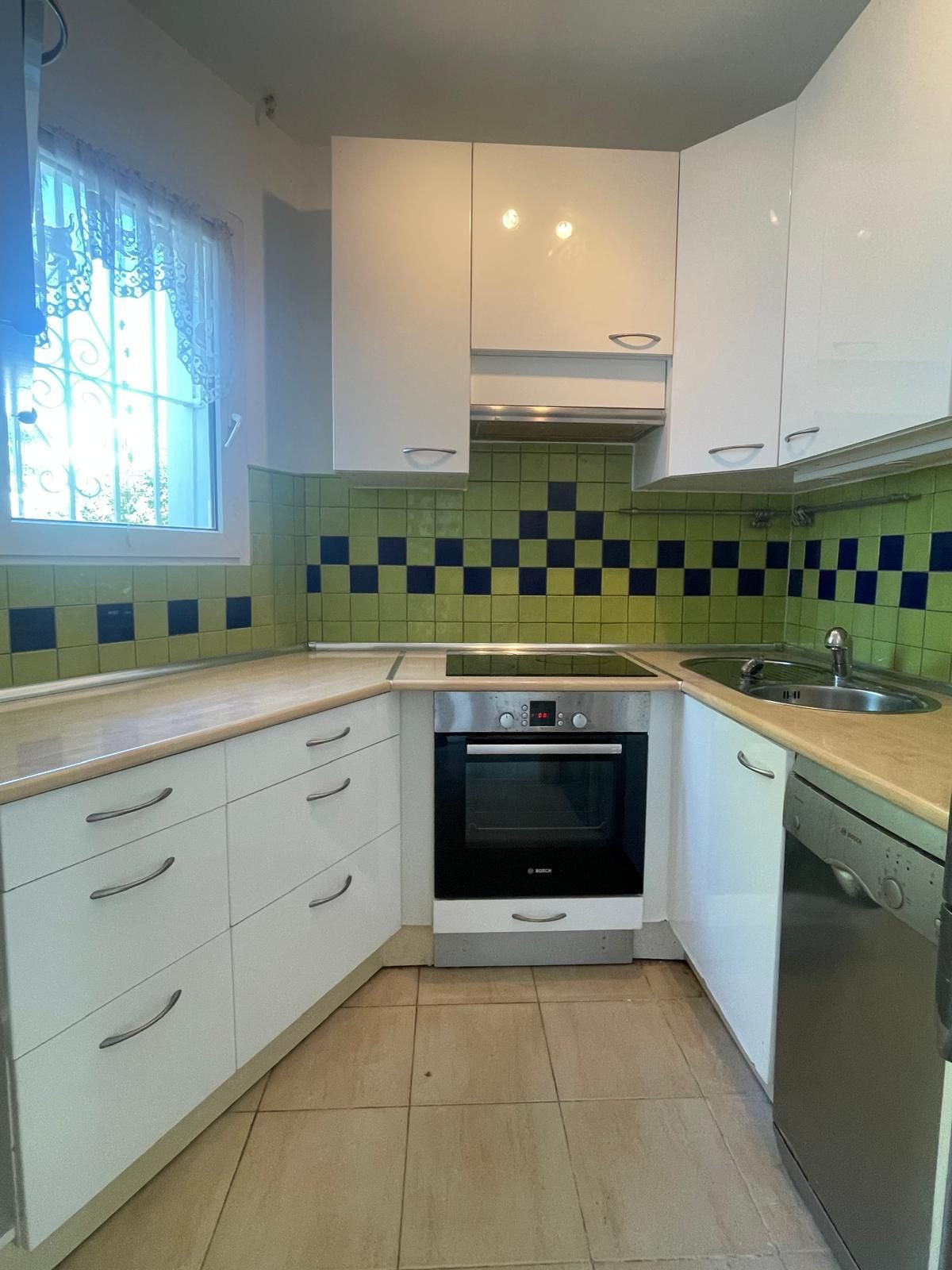 Se vende Apartamento Planta Baja de 2 dormitorios en Costa Del Sol, Málaga, España
