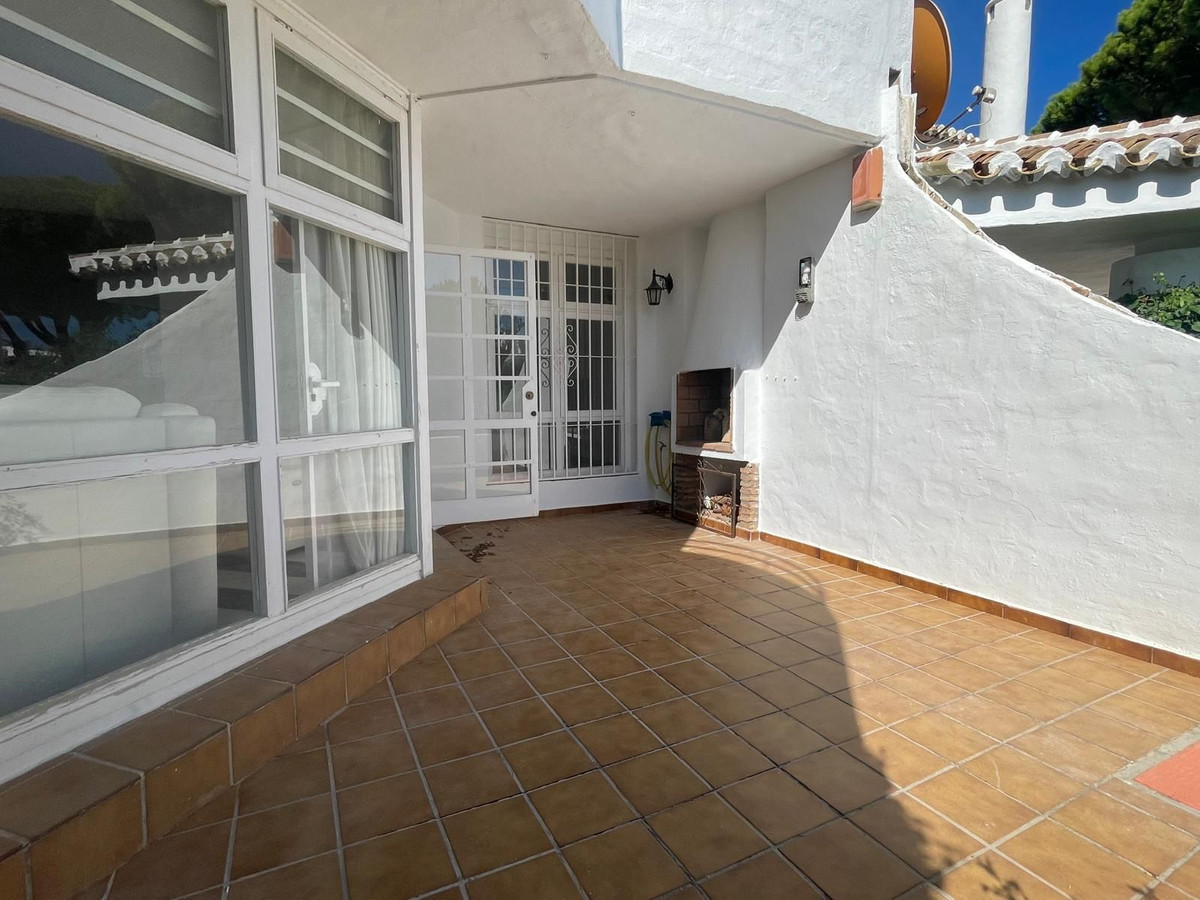 Se vende Apartamento Planta Baja de 2 dormitorios en Costa Del Sol, Málaga, España