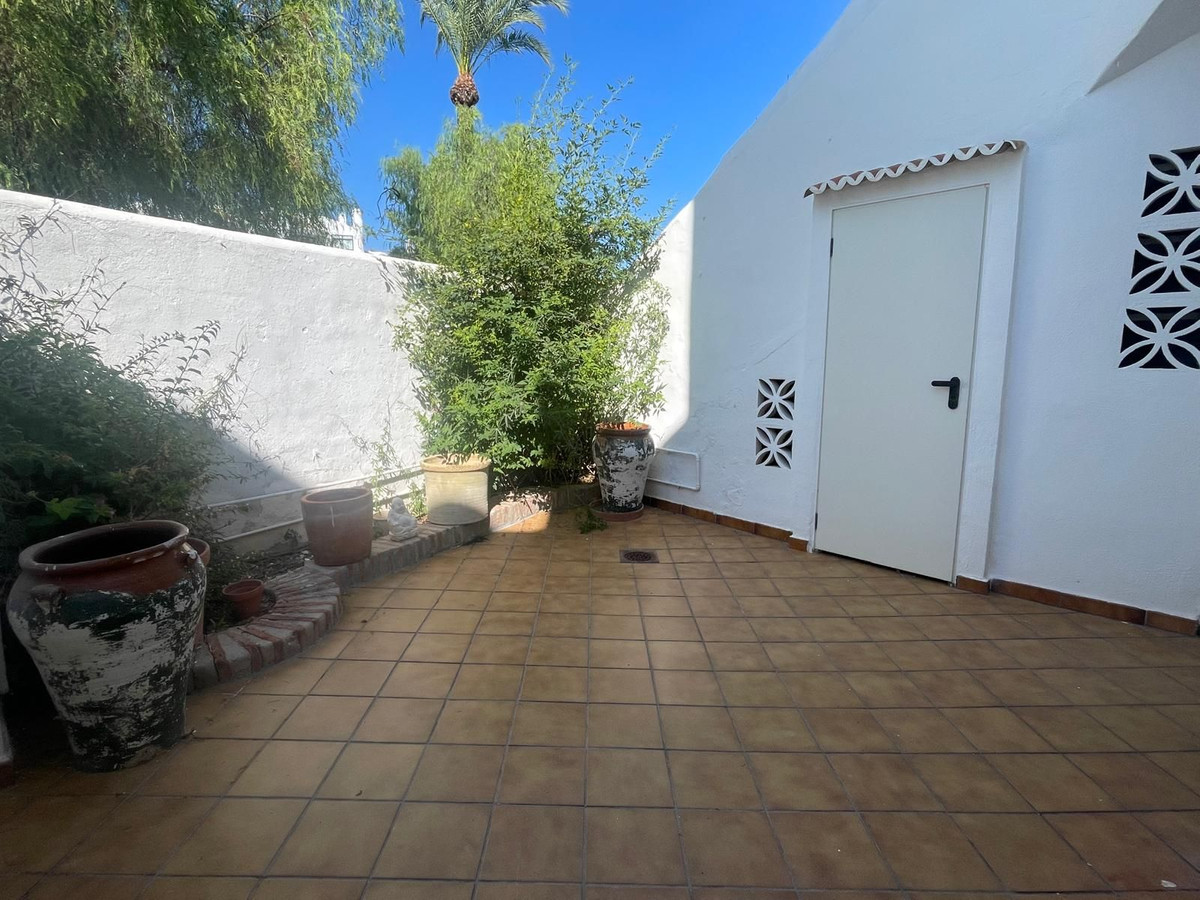 Se vende Apartamento Planta Baja de 2 dormitorios en Costa Del Sol, Málaga, España