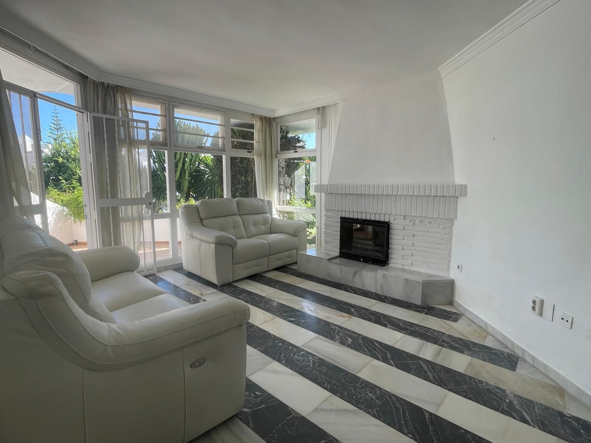 Se vende Apartamento Planta Baja de 2 dormitorios en Costa Del Sol, Málaga, España