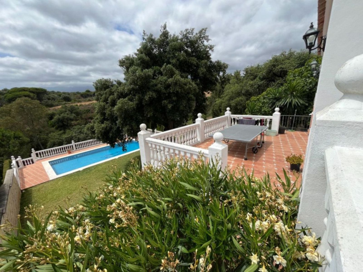 Se vende Villa - Chalet de 5 dormitorios en Costa Del Sol, Málaga, España