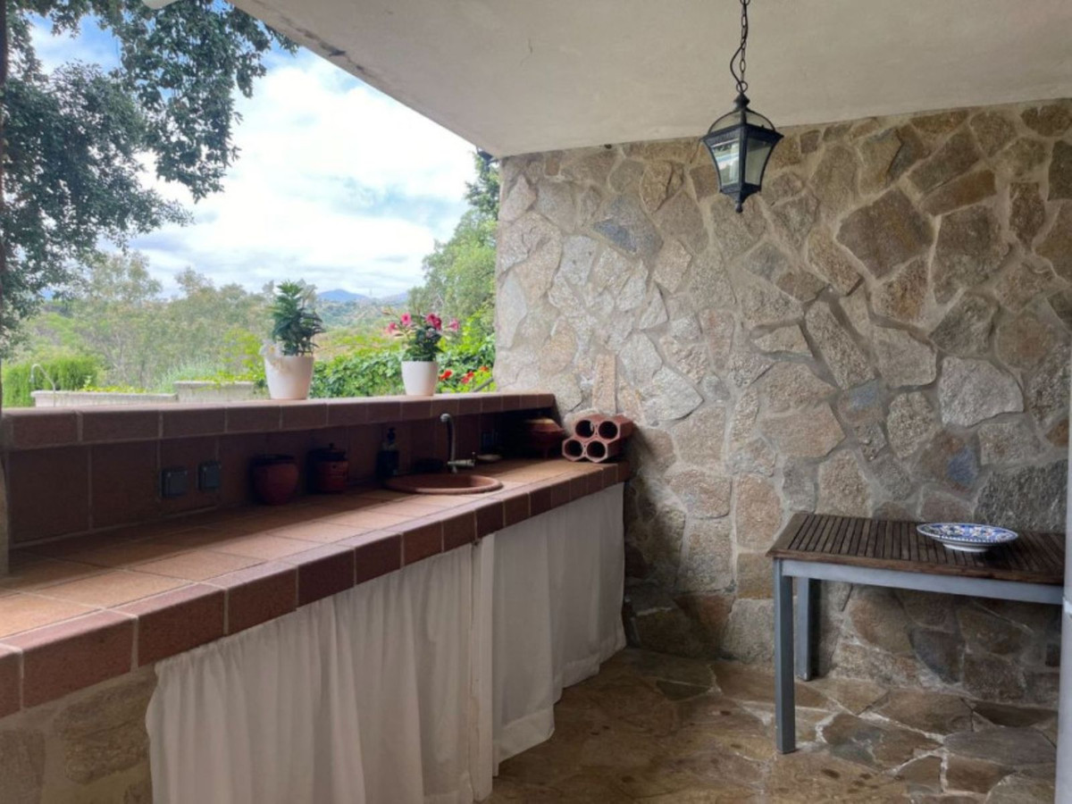 Se vende Villa - Chalet de 5 dormitorios en Costa Del Sol, Málaga, España