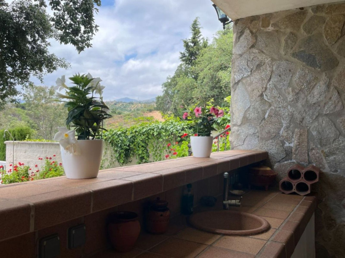 Se vende Villa - Chalet de 5 dormitorios en Costa Del Sol, Málaga, España
