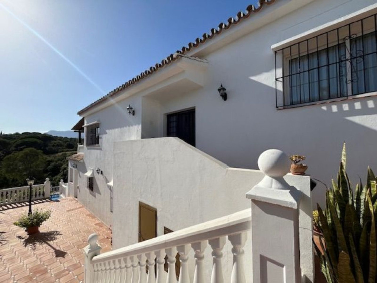 Se vende Villa - Chalet de 5 dormitorios en Costa Del Sol, Málaga, España