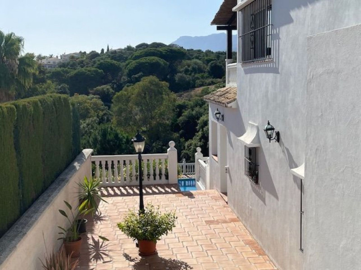 Se vende Villa - Chalet de 5 dormitorios en Costa Del Sol, Málaga, España