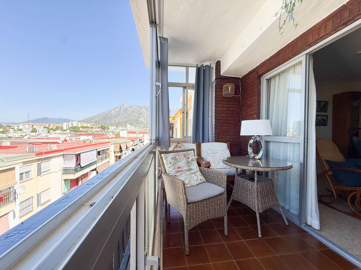 4 Bed Apartment for sale in Marbella Costa Del Sol, Málaga, Spain