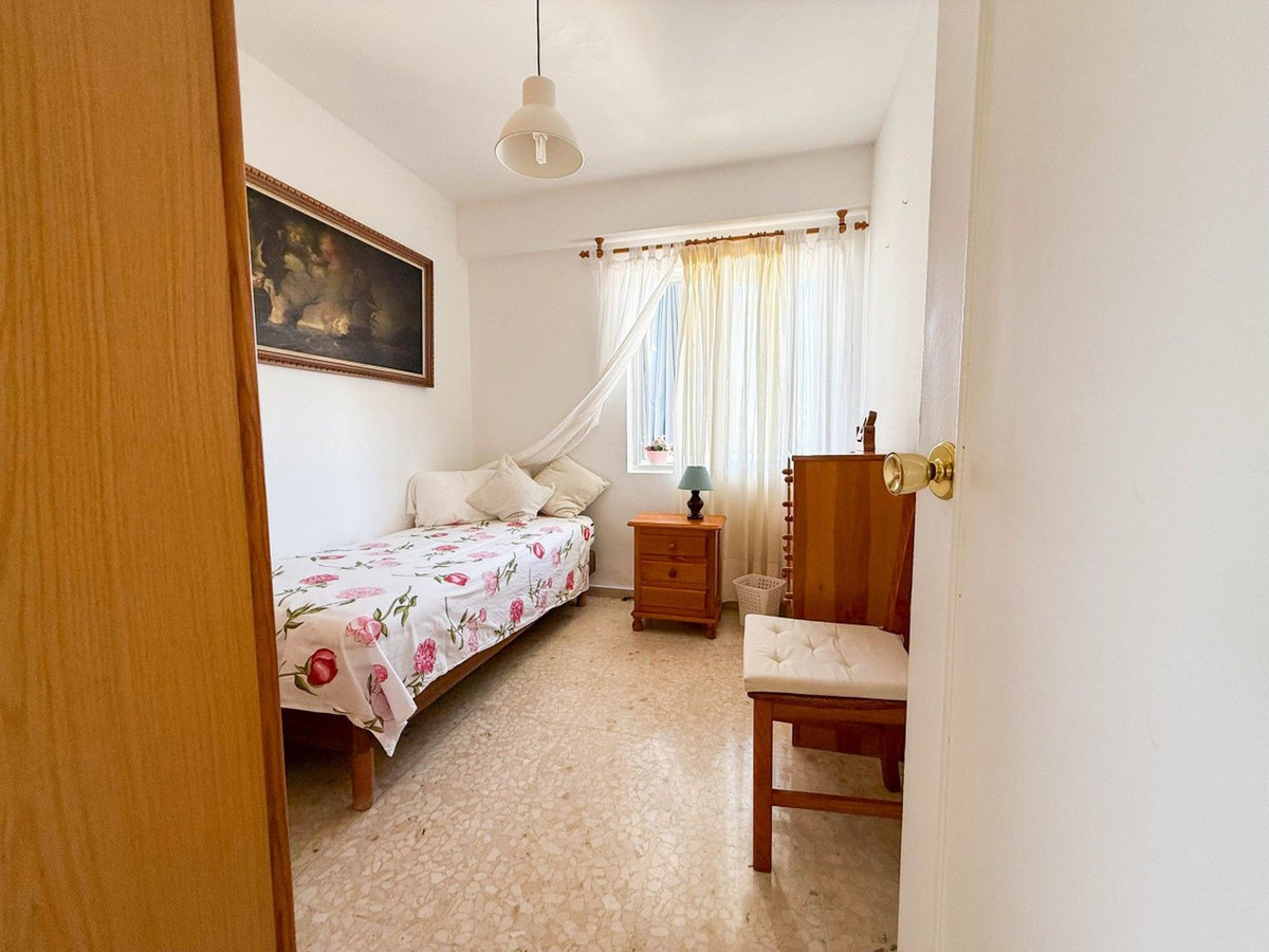 4 Bed Apartment for sale in Marbella Costa Del Sol, Málaga, Spain