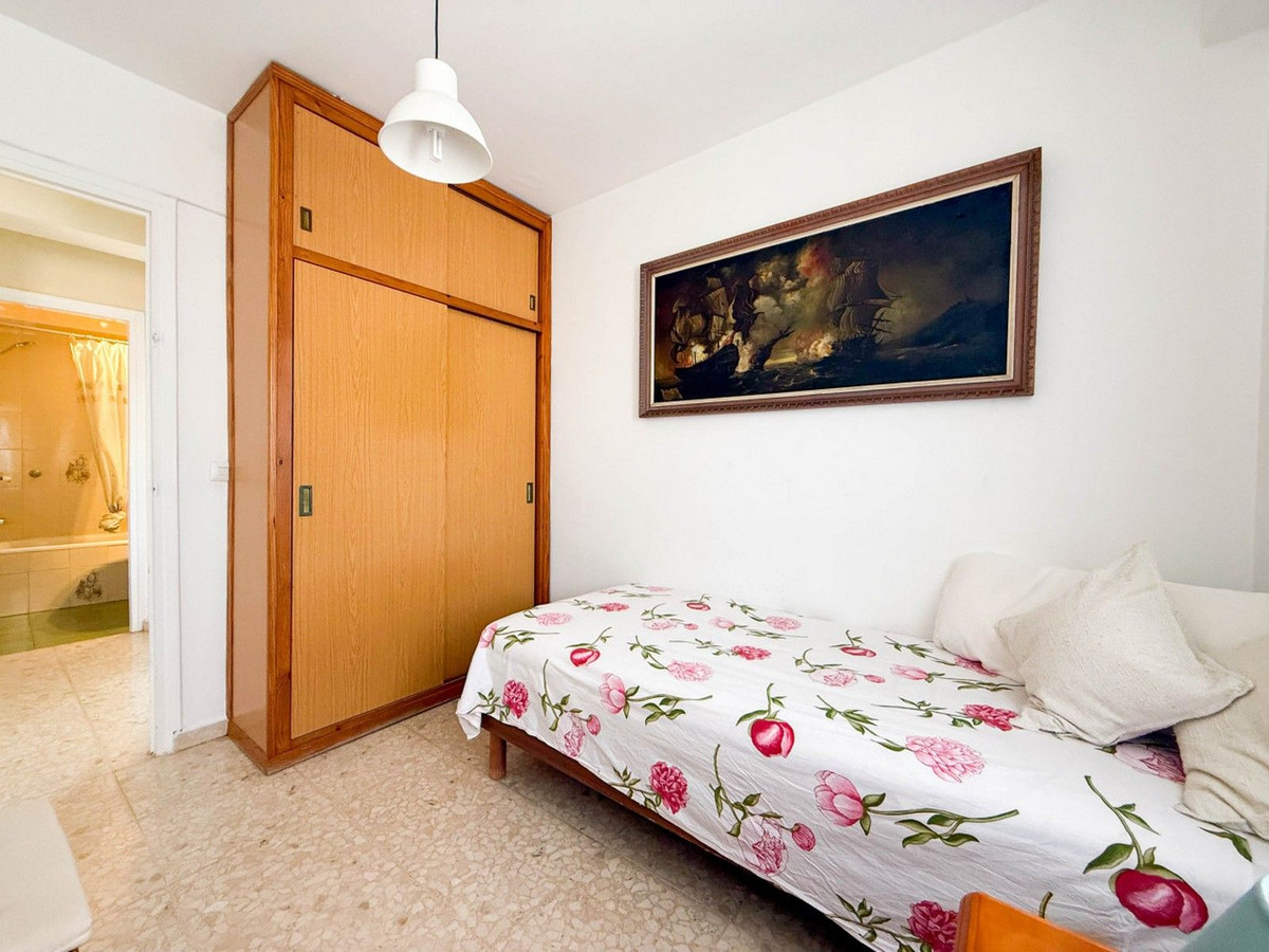 4 Bed Apartment for sale in Marbella Costa Del Sol, Málaga, Spain