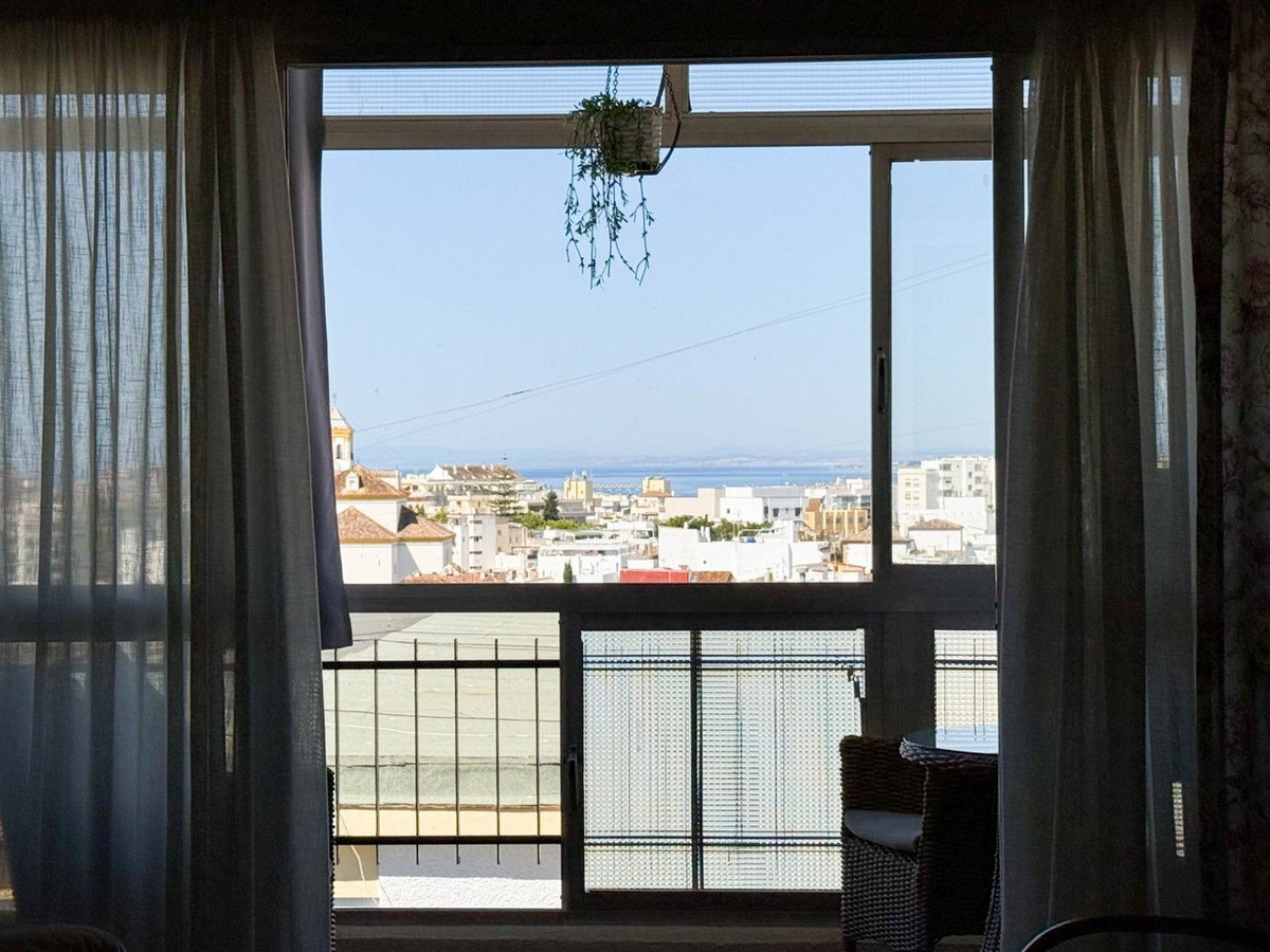 4 Bed Apartment for sale in Marbella Costa Del Sol, Málaga, Spain