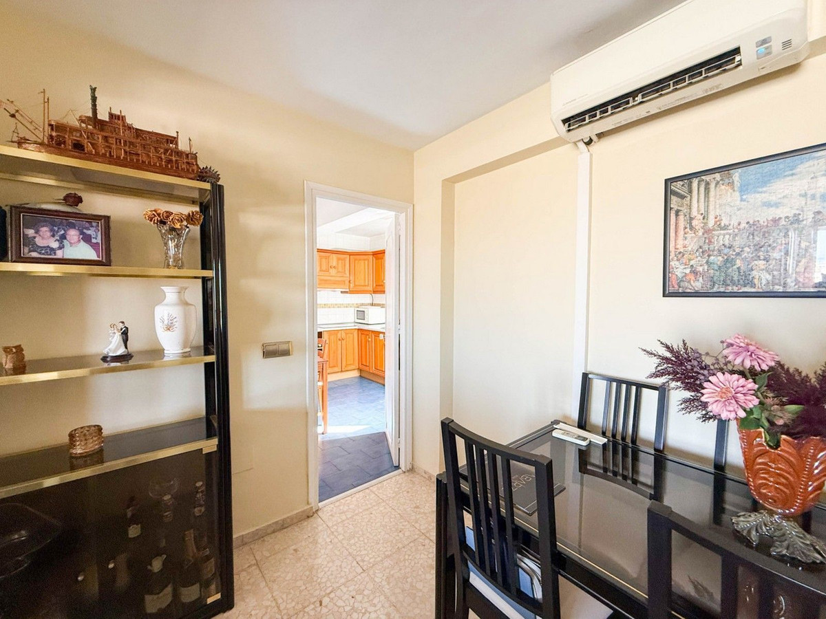 4 Bed Apartment for sale in Marbella Costa Del Sol, Málaga, Spain