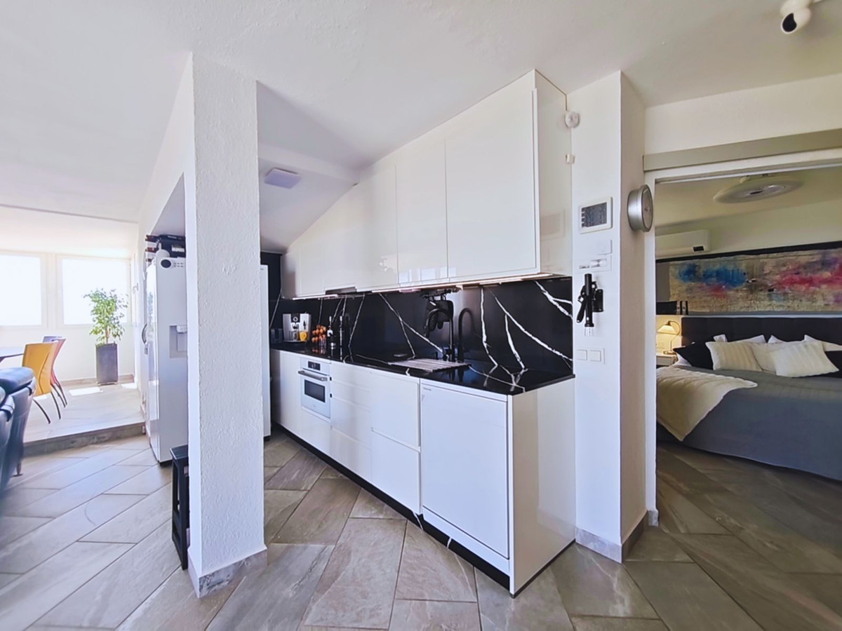 1 Bed Apartment for sale in Fuengirola Costa Del Sol, Málaga, Spain