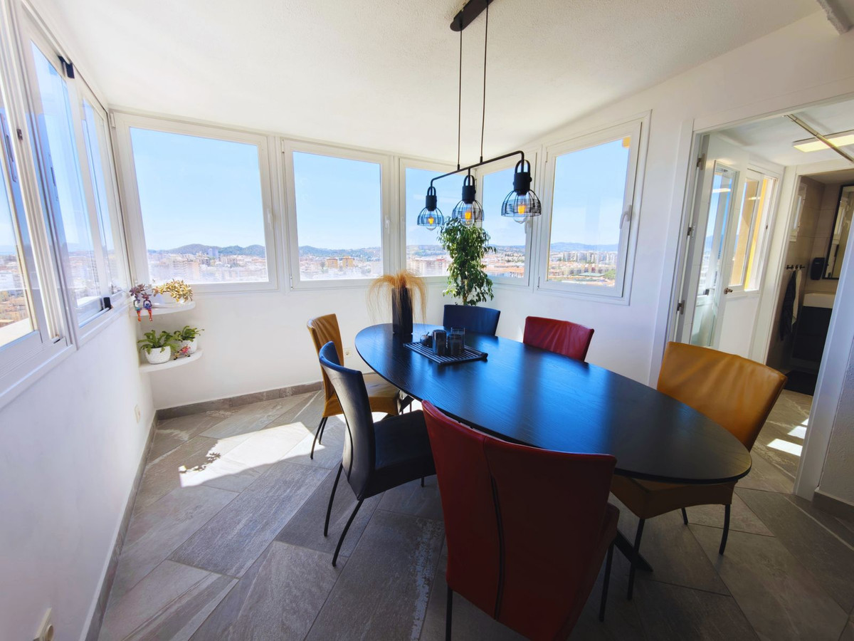 1 Bed Apartment for sale in Fuengirola Costa Del Sol, Málaga, Spain