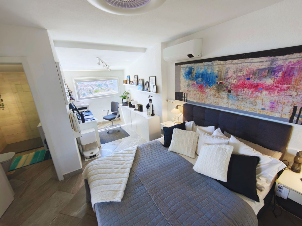 1 Bed Apartment for sale in Fuengirola Costa Del Sol, Málaga, Spain