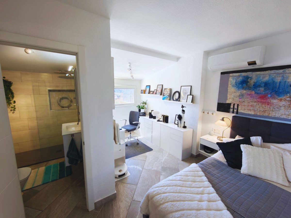 1 Bed Apartment for sale in Fuengirola Costa Del Sol, Málaga, Spain