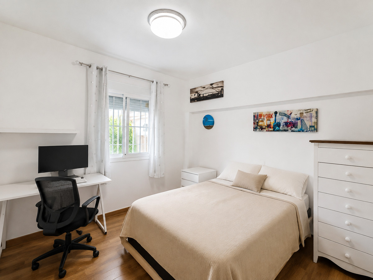 Se vende Villa - Chalet de 4 dormitorios en Costa Del Sol, Málaga, España