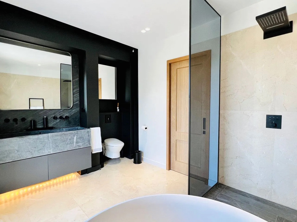 6 Bed Townhouse for sale in Sotogrande Costa Del Sol, Cádiz, Spain