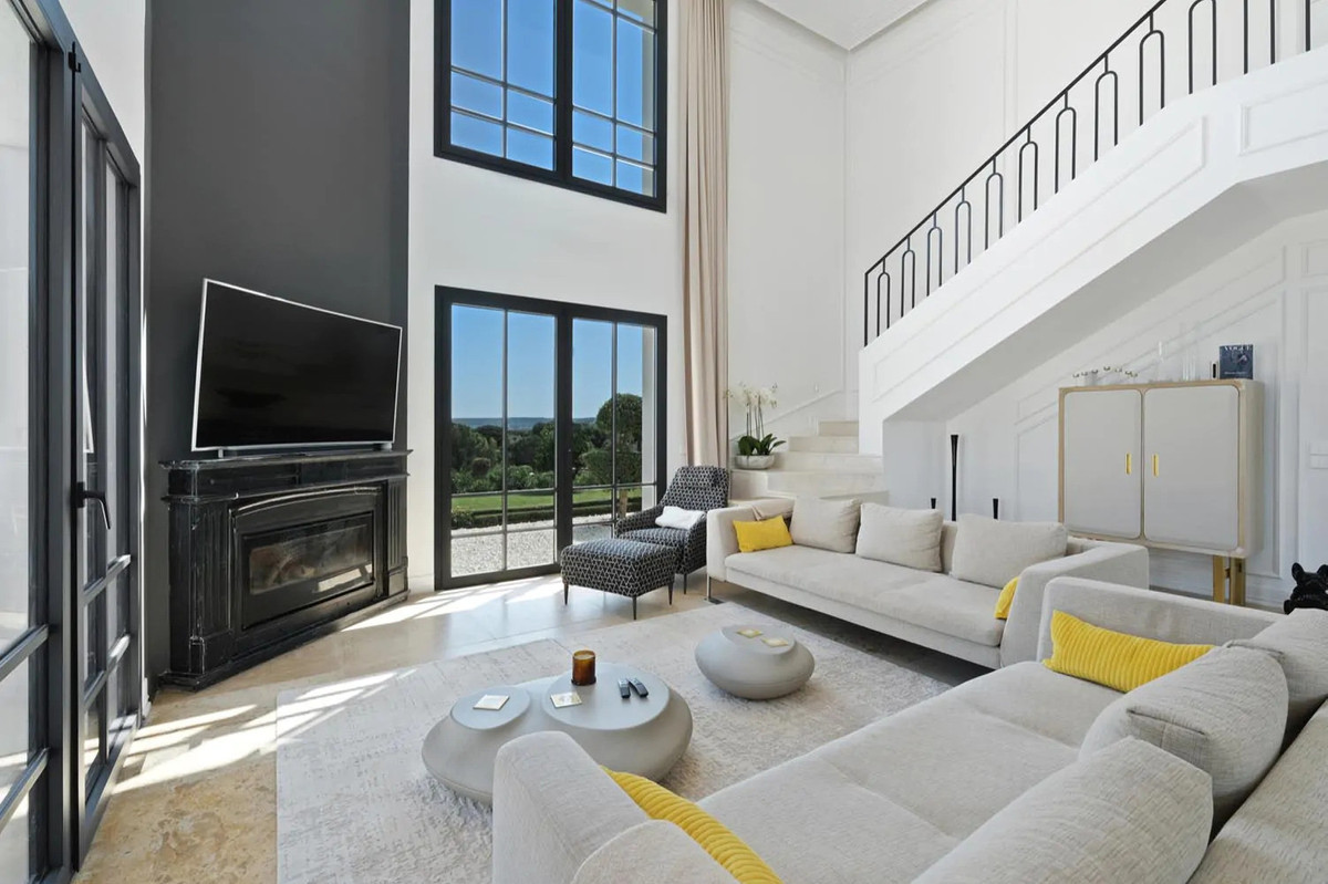 6 Bed Townhouse for sale in Sotogrande Costa Del Sol, Cádiz, Spain