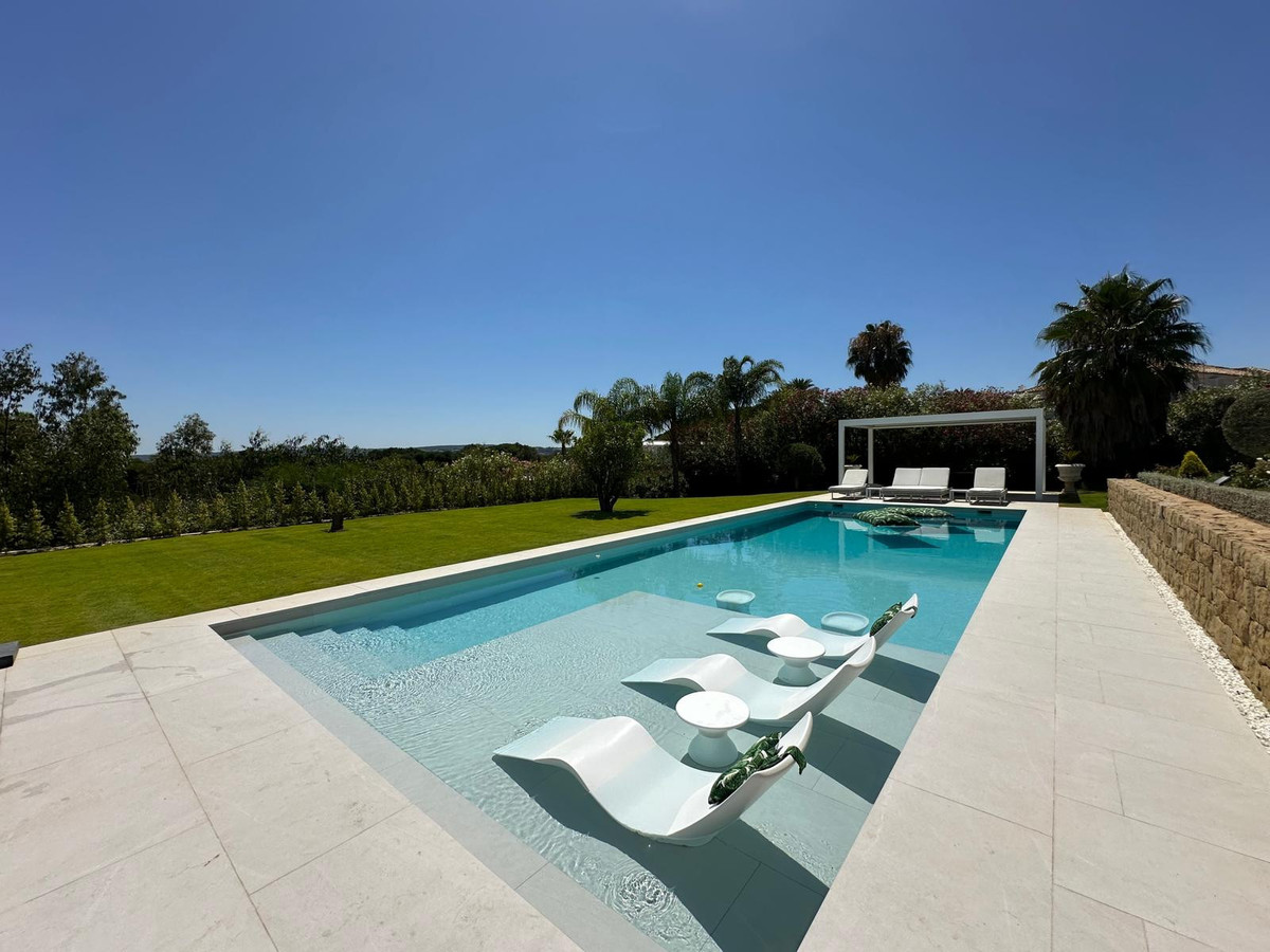 6 Bed Townhouse for sale in Sotogrande Costa Del Sol, Cádiz, Spain
