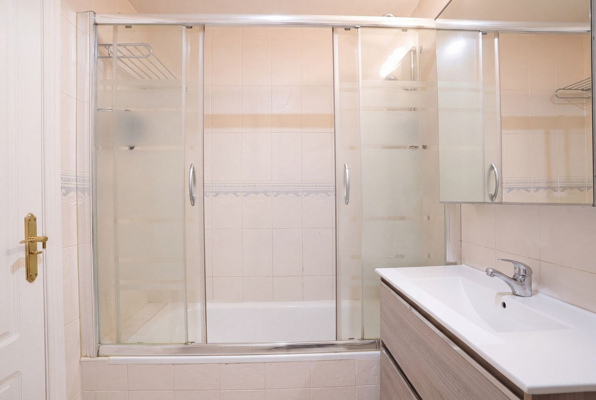 Se vende Ático de 2 dormitorios en Costa Del Sol, Málaga, España