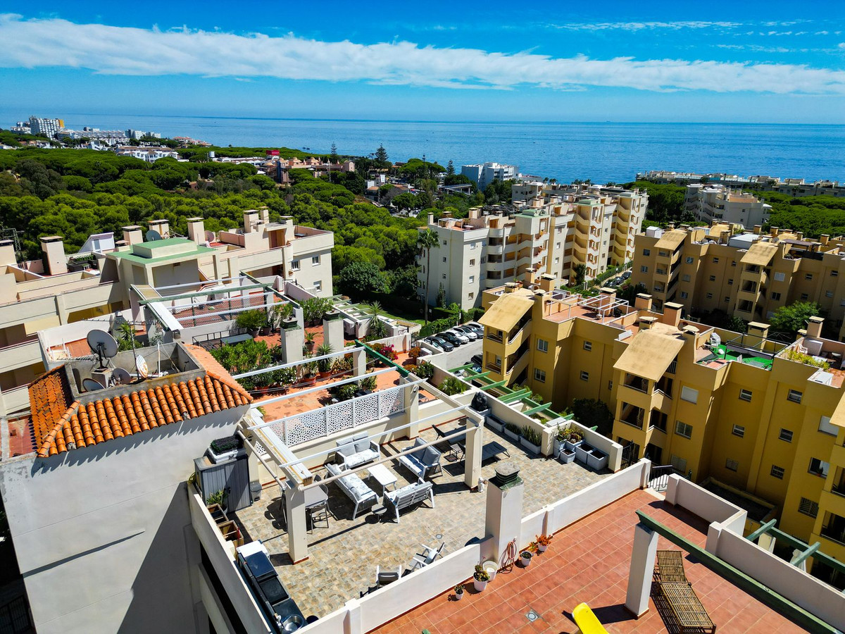 Se vende Ático de 2 dormitorios en Costa Del Sol, Málaga, España