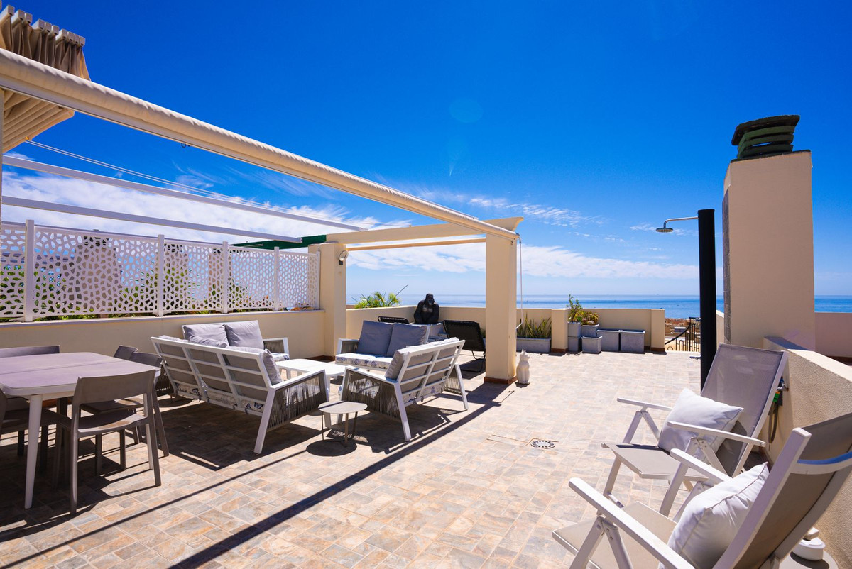 Se vende Ático de 2 dormitorios en Costa Del Sol, Málaga, España