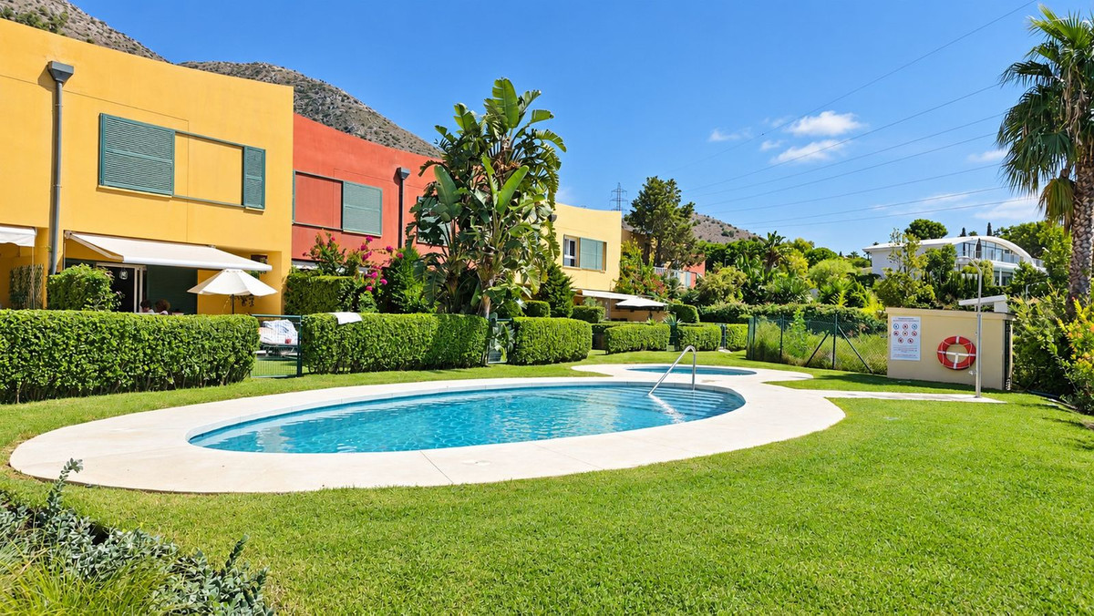 Se vende Ático de 2 dormitorios en Costa Del Sol, Málaga, España