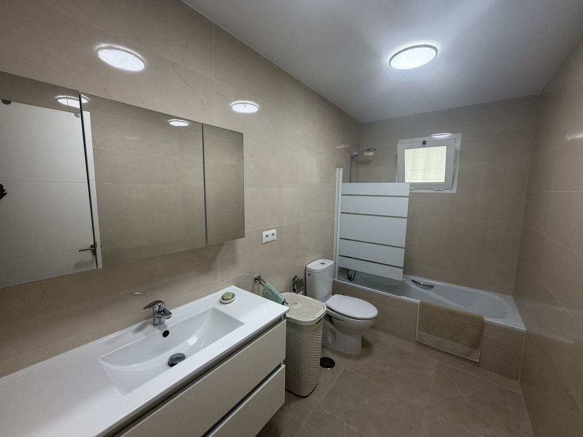 3 Bed Apartment for sale in Marbella Costa Del Sol, Málaga, Spain