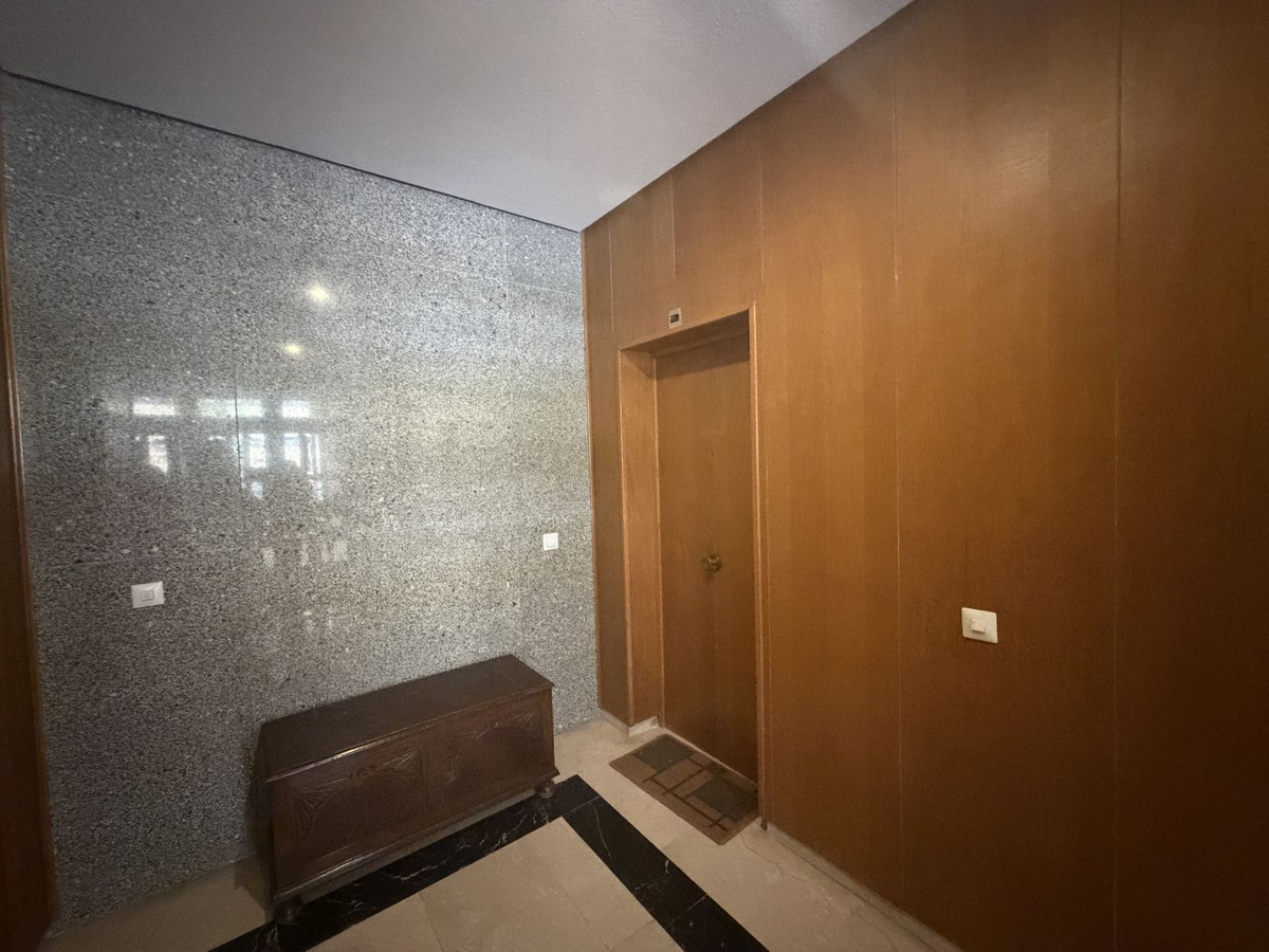 3 Bed Apartment for sale in Marbella Costa Del Sol, Málaga, Spain
