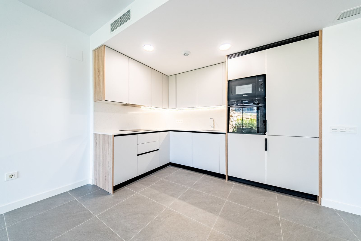 2 Bed Apartment for sale in El Chaparral Costa Del Sol, Málaga, Spain