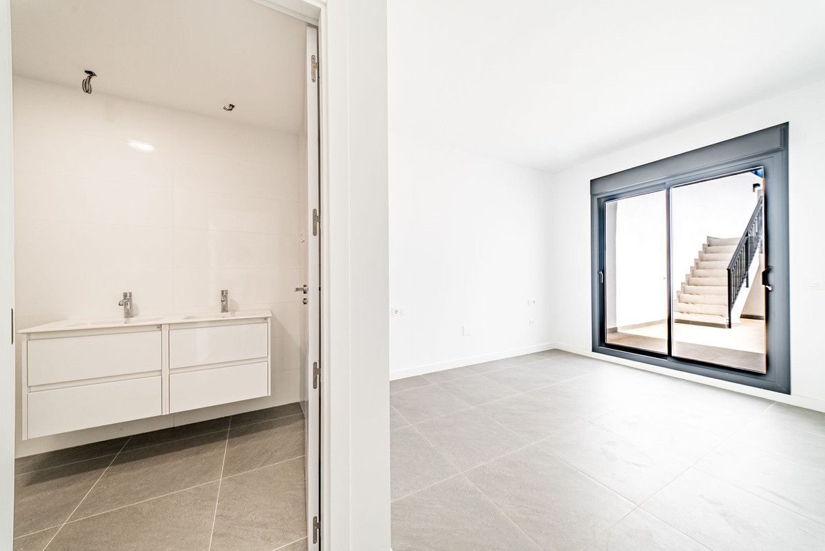 2 Bed Apartment for sale in El Chaparral Costa Del Sol, Málaga, Spain