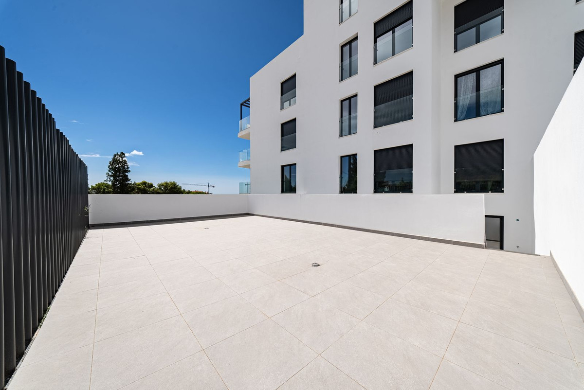 2 Bed Apartment for sale in El Chaparral Costa Del Sol, Málaga, Spain