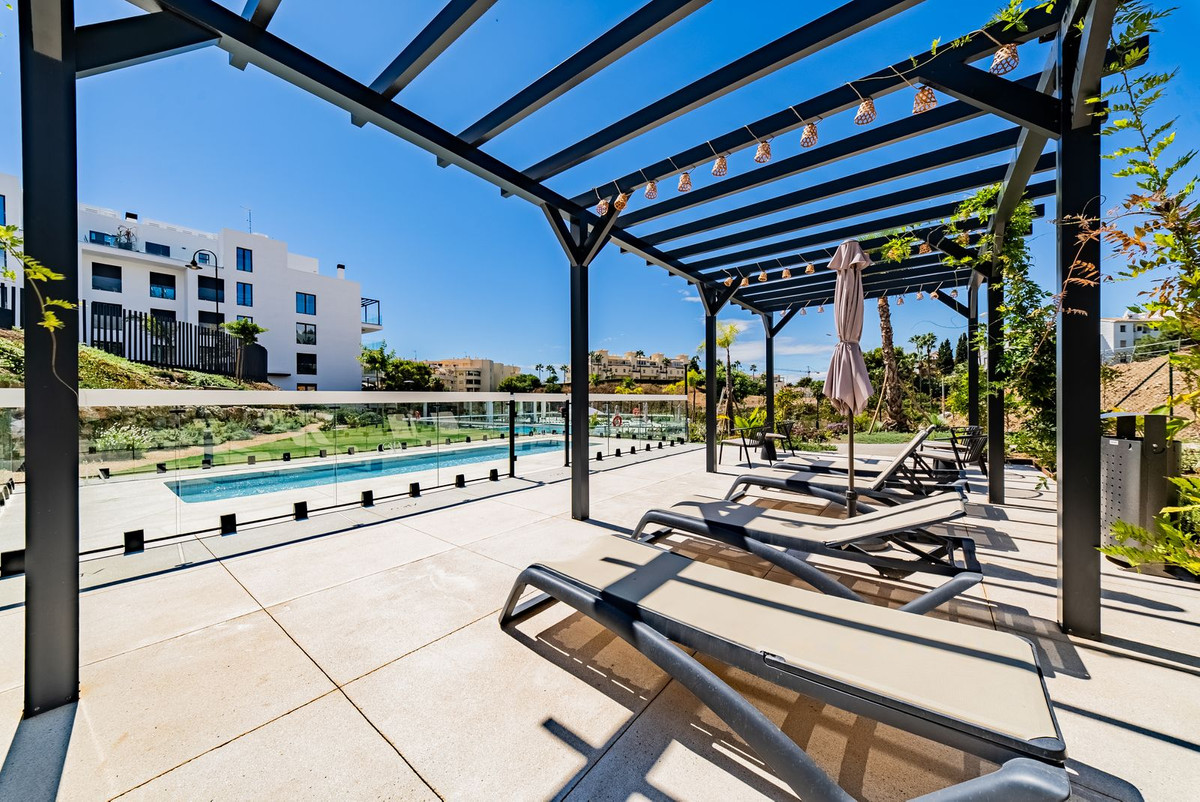 2 Bed Apartment for sale in El Chaparral Costa Del Sol, Málaga, Spain