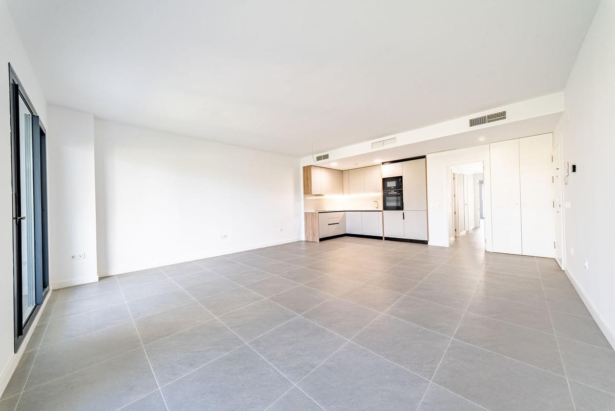 2 Bed Apartment for sale in El Chaparral Costa Del Sol, Málaga, Spain