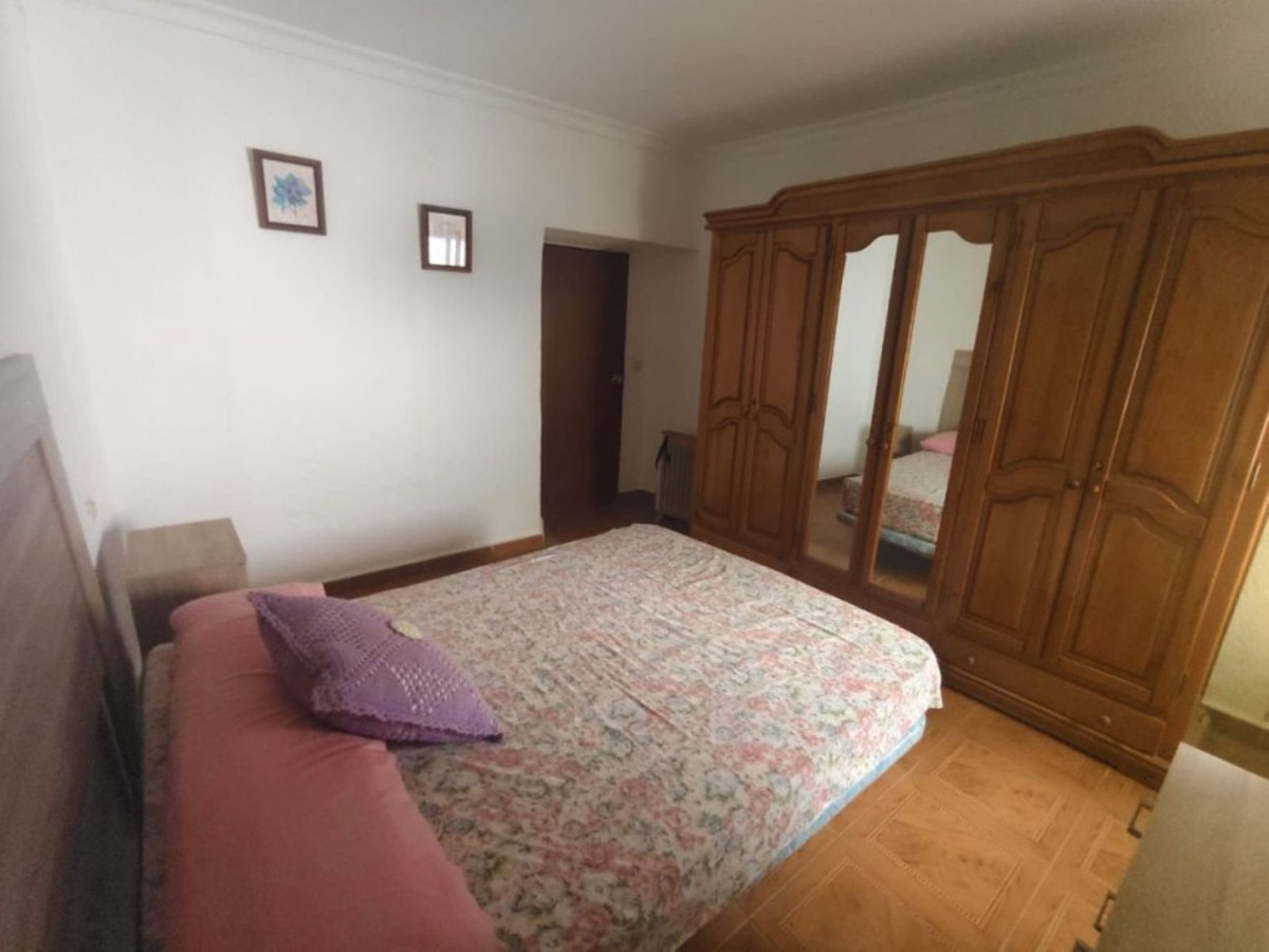 2 Bed Townhouse for sale in San Roque Costa Del Sol, Cádiz, Spain