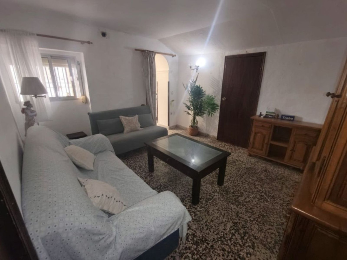 2 Bed Townhouse for sale in San Roque Costa Del Sol, Cádiz, Spain