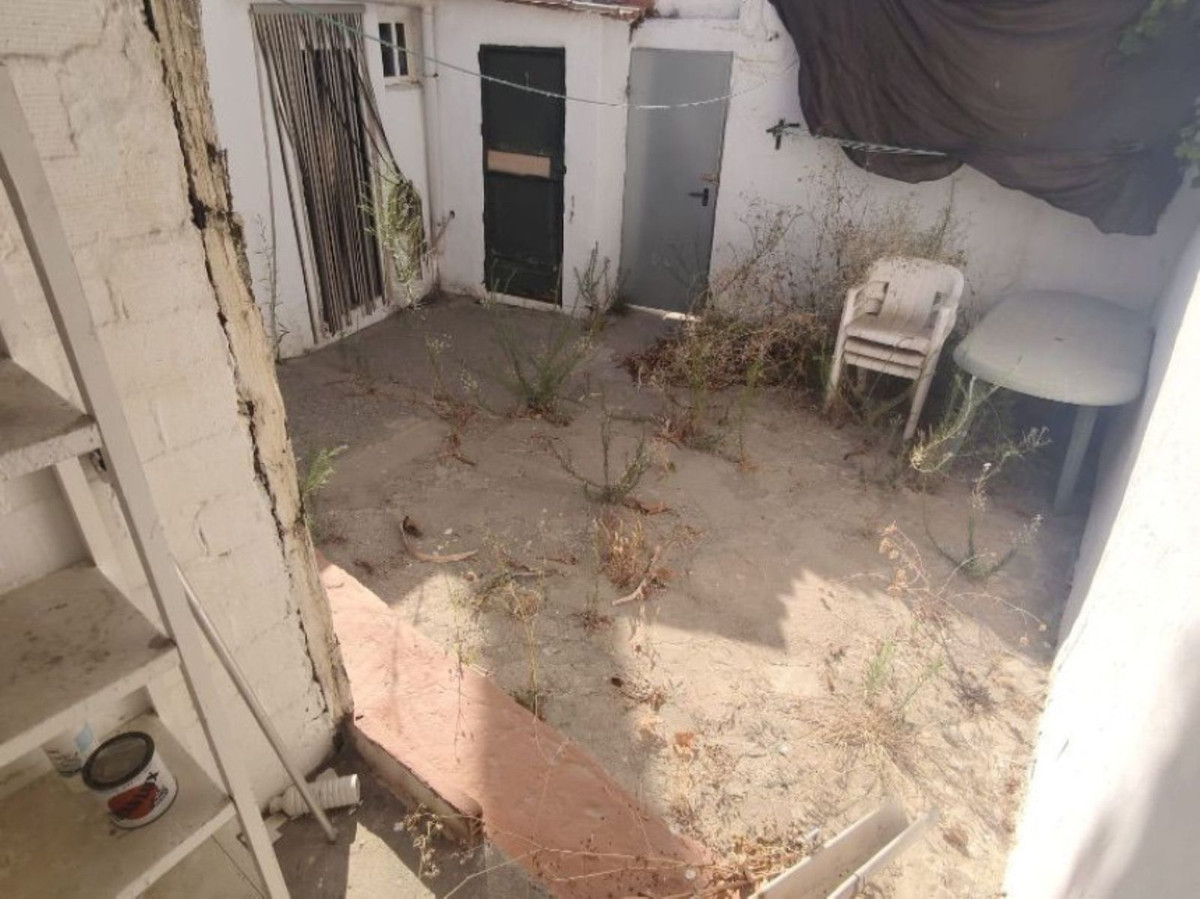 2 Bed Townhouse for sale in San Roque Costa Del Sol, Cádiz, Spain