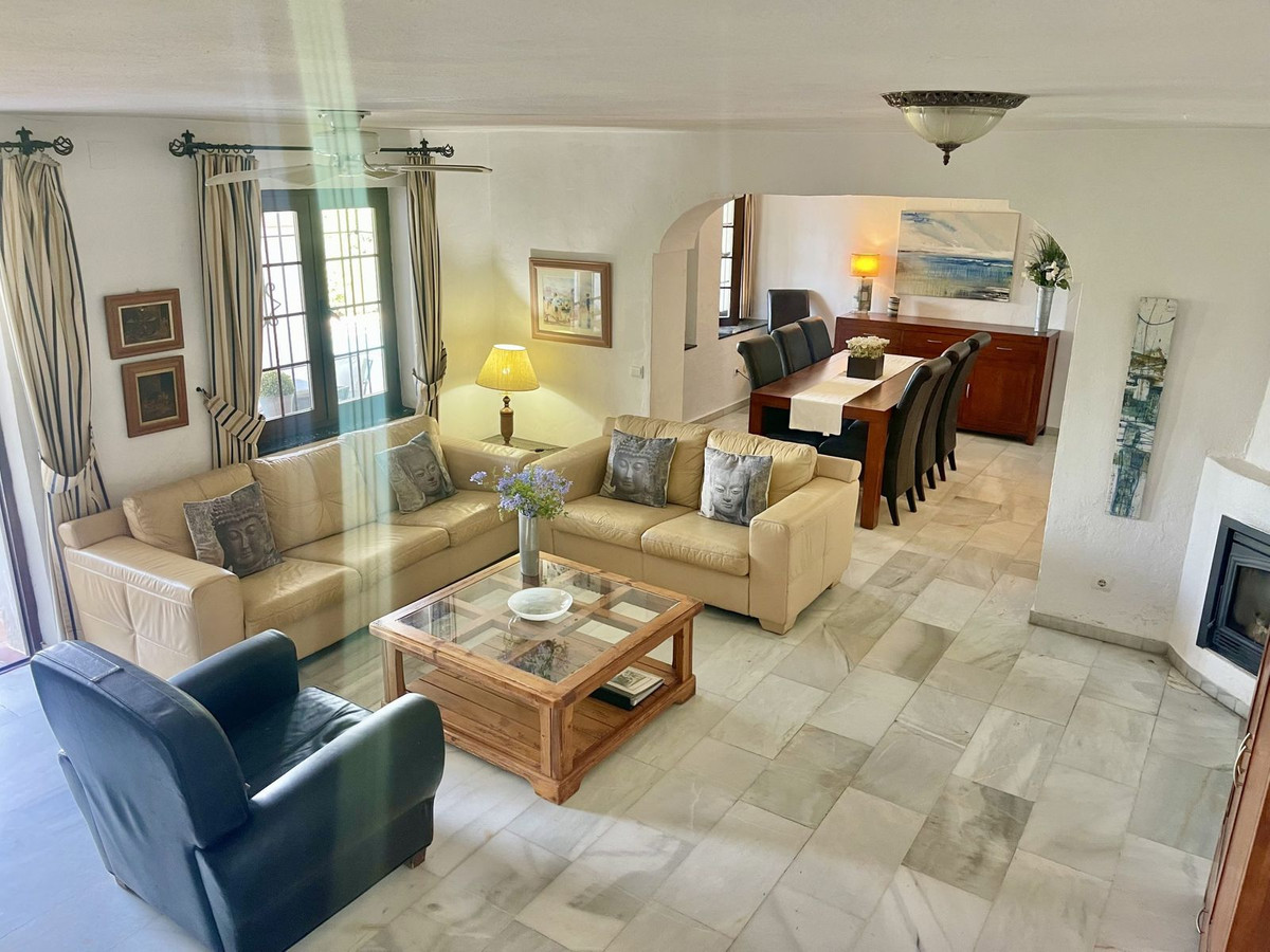 4 Bed Townhouse for sale in Mijas Costa Del Sol, Málaga, Spain