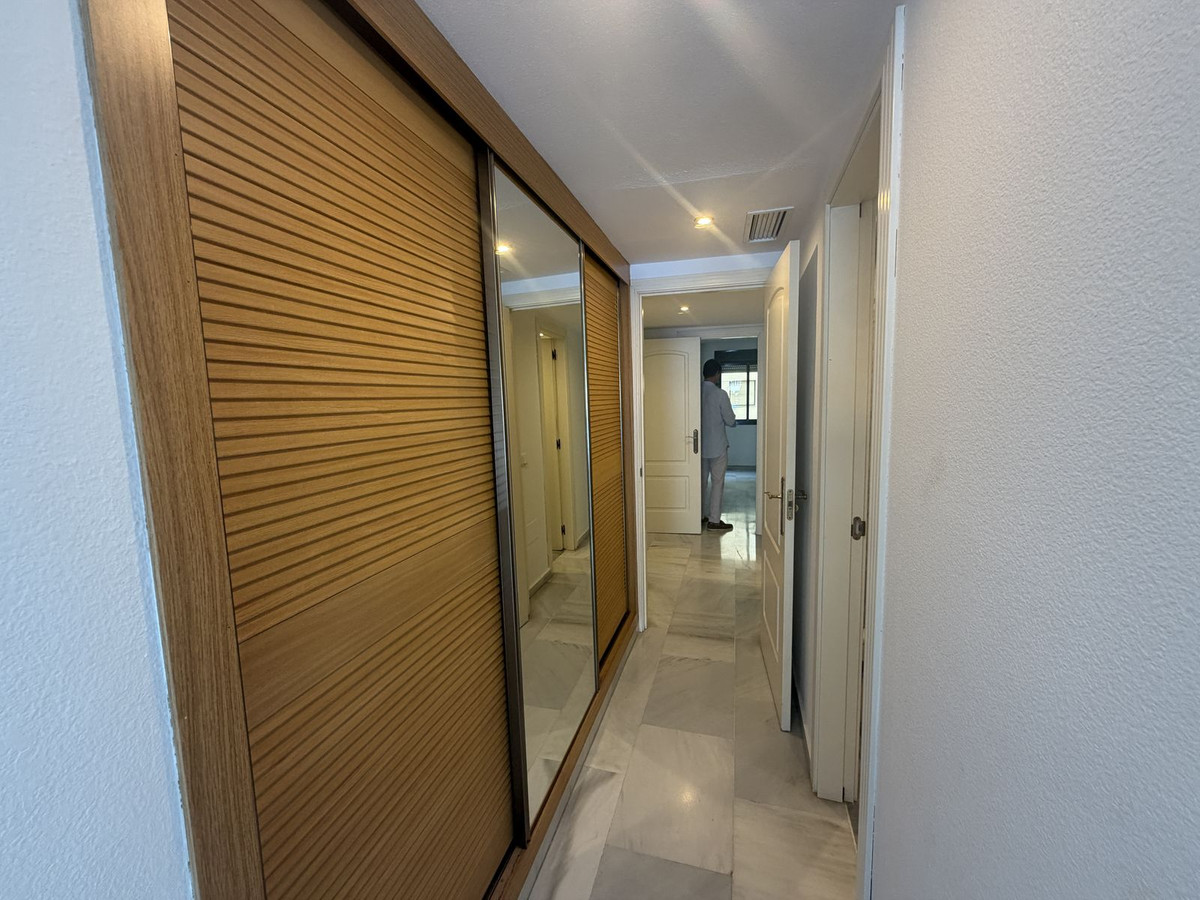 2 Bed Apartment for sale in Marbella Costa Del Sol, Málaga, Spain