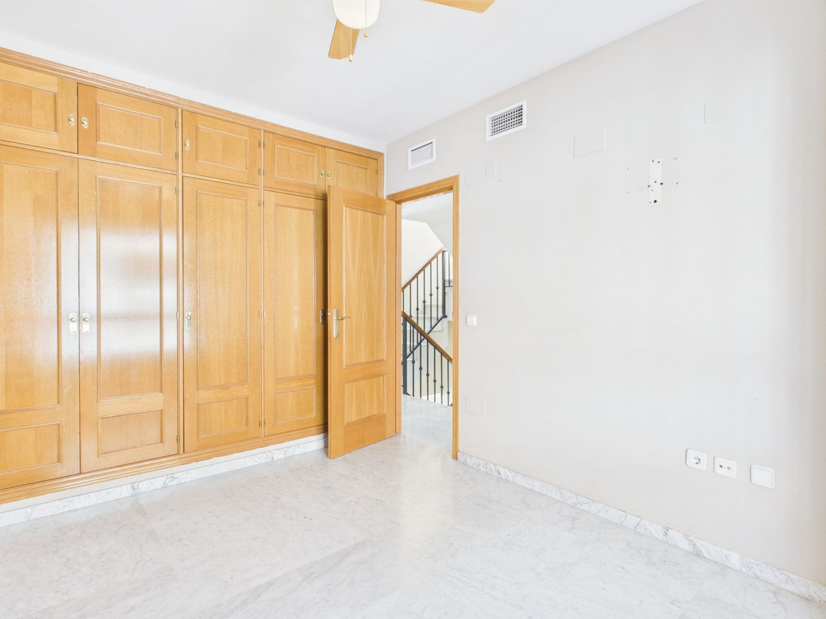 4 Bed Townhouse for sale in Marbella Costa Del Sol, Málaga, Spain
