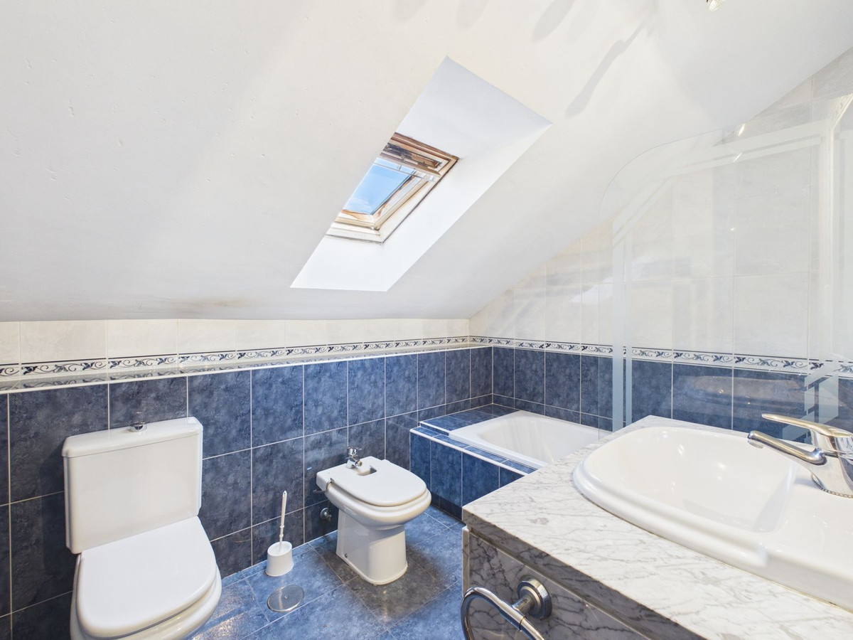 4 Bed Townhouse for sale in Marbella Costa Del Sol, Málaga, Spain