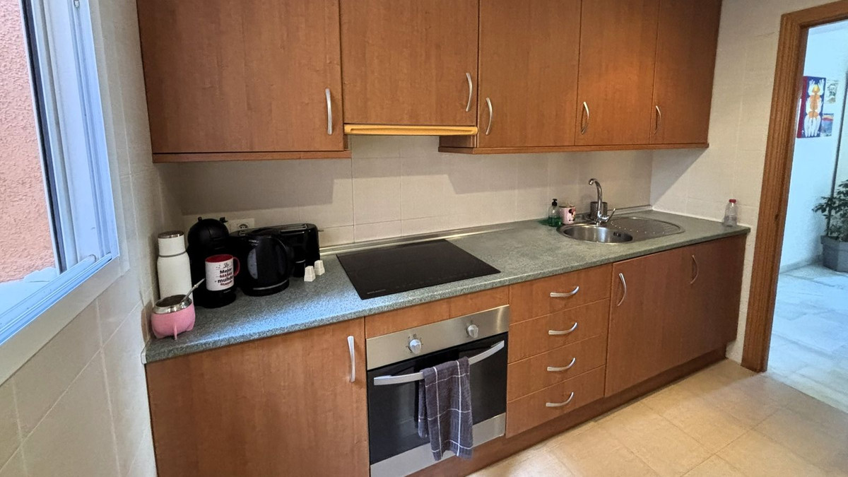 Se vende Apartamento Planta Media de 2 dormitorios en Costa Del Sol, Málaga, España