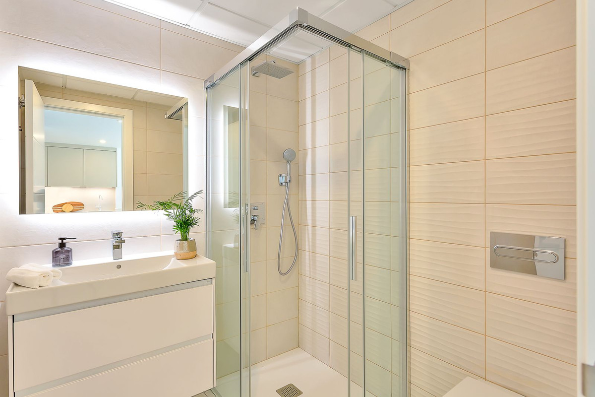2 Bed Apartment for sale in Elviria Costa Del Sol, Málaga, Spain