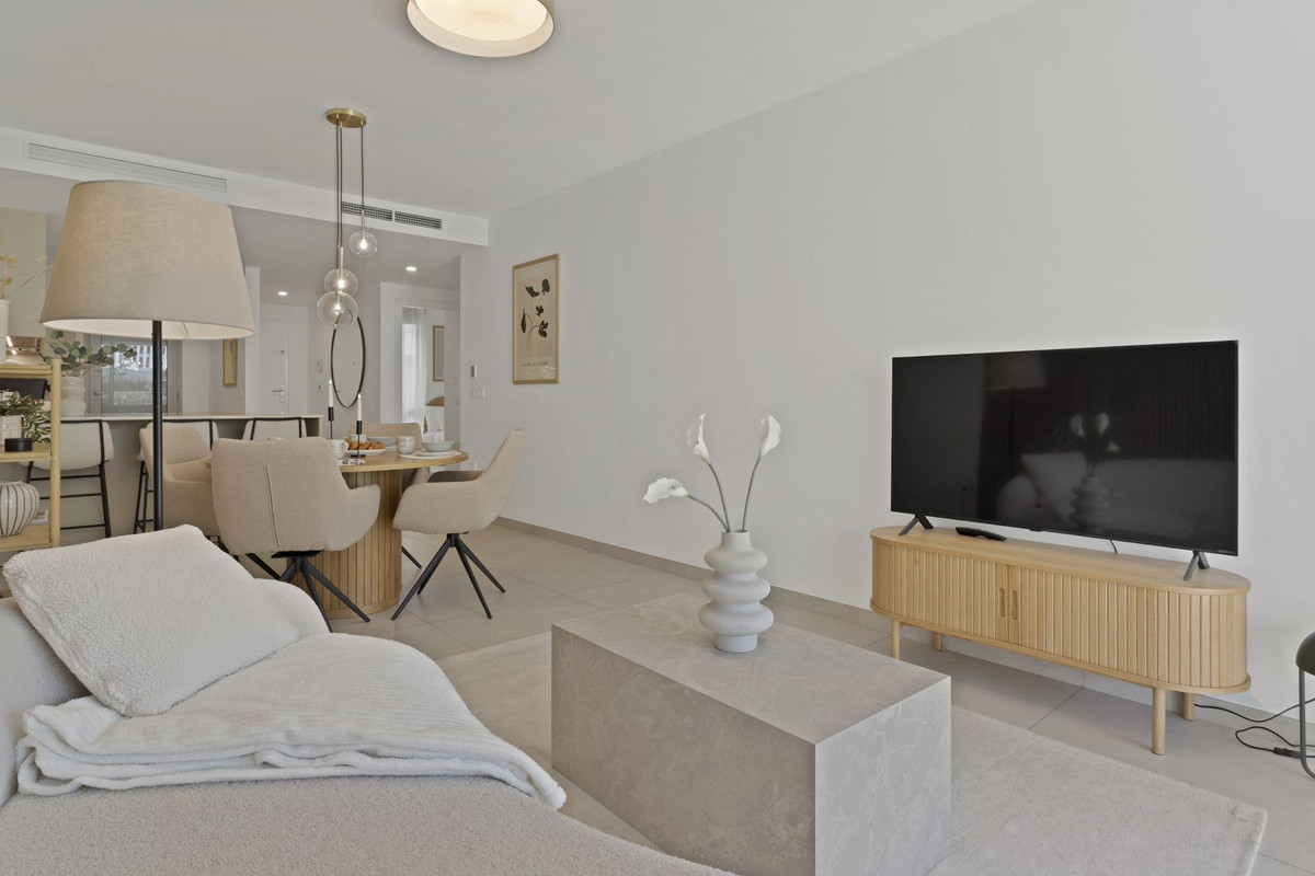 2 Bed Apartment for sale in Elviria Costa Del Sol, Málaga, Spain