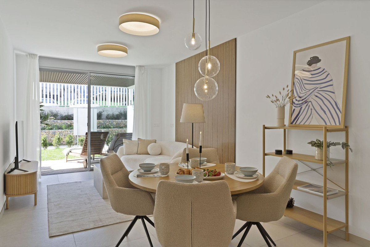2 Bed Apartment for sale in Elviria Costa Del Sol, Málaga, Spain
