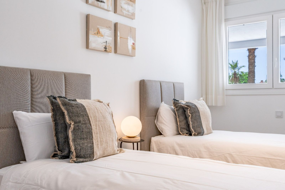 Se vende Apartamento Planta Baja de 2 dormitorios en Costa Del Sol, Málaga, España
